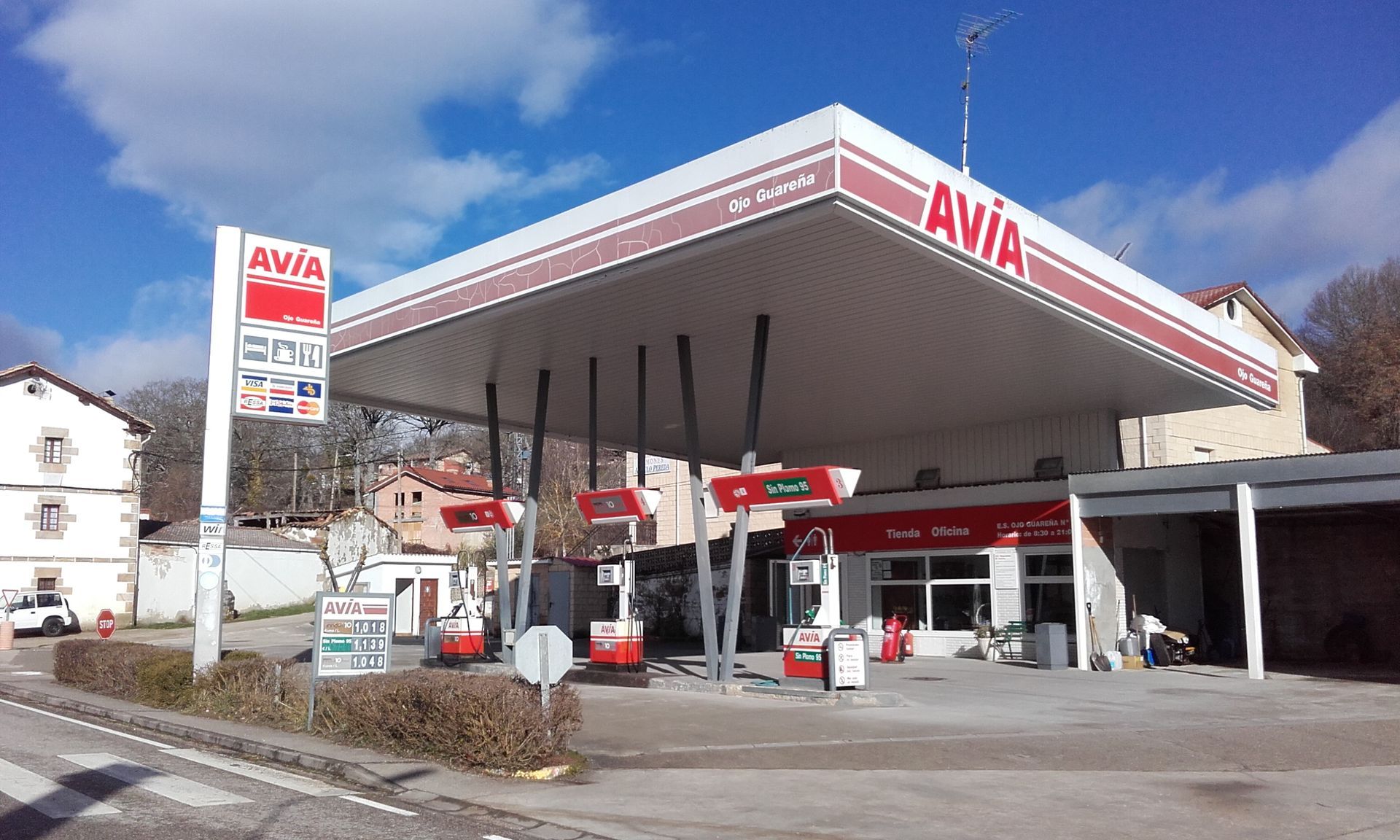 Gasolinera Ojo Guareña